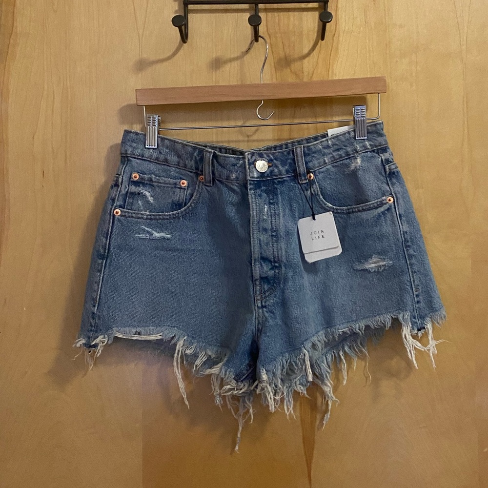 Zara cut off shorts